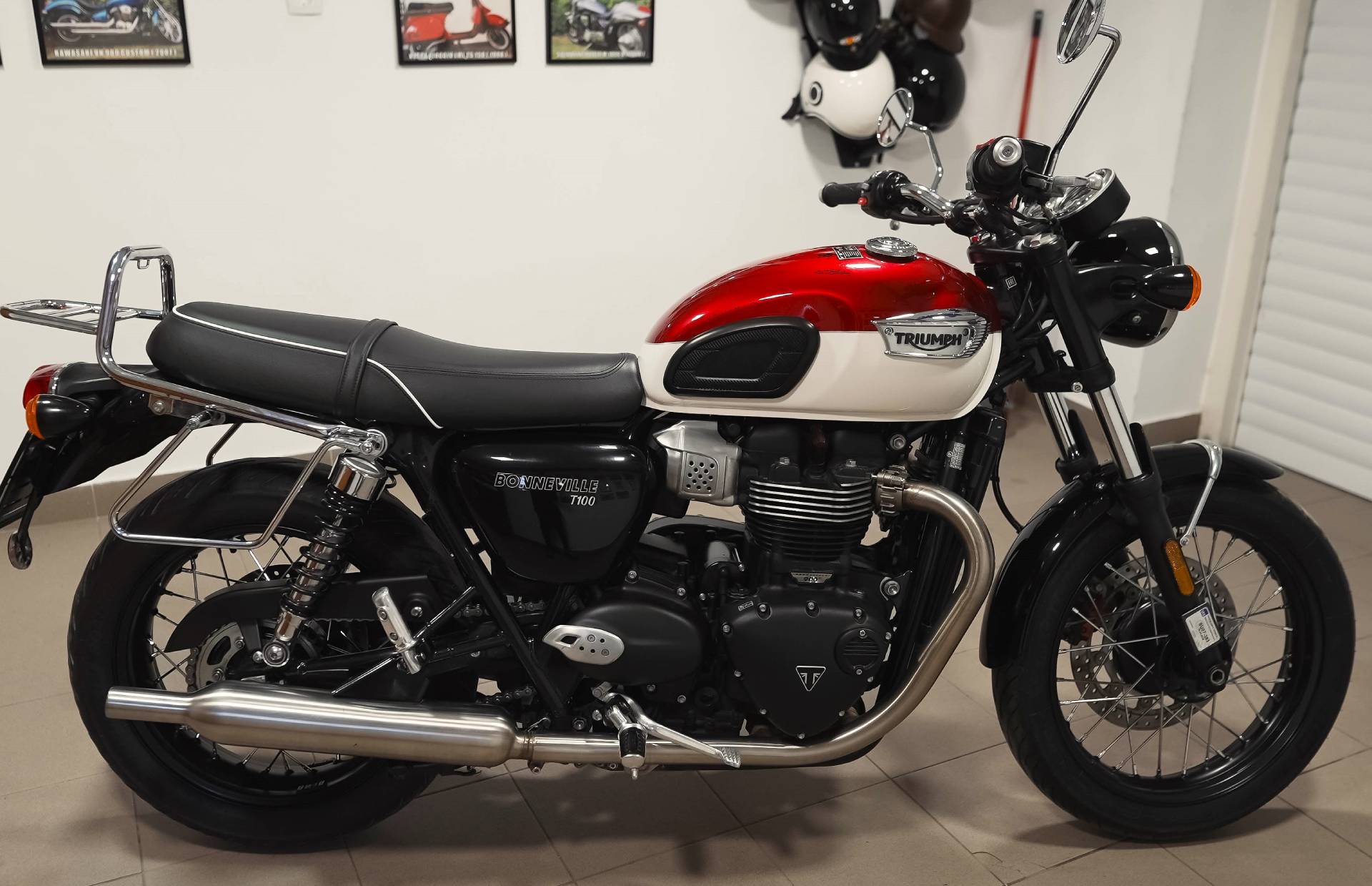 Triumph Bonneville T100